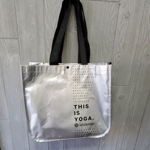 3 LULULEMON medium tote bags